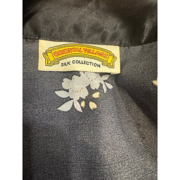 Oriental Village Silk Collection Kimono Robe Black w/ Bird Botanical Print - Picture 4 of 6